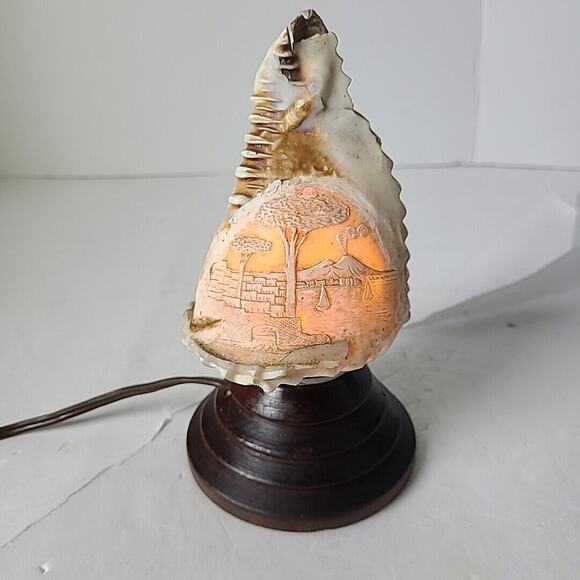 1920's Antique Italian Hand Carved Cameo Conch Shell Vesuvius Landscape Lamp - Picture 1 of 13